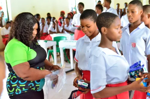 Eunistar-charity-image-8